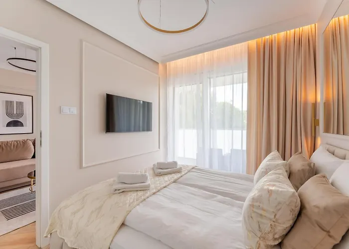 アパート Marina Elegance Kollataja 7a- By Perlowa Przystan Rent